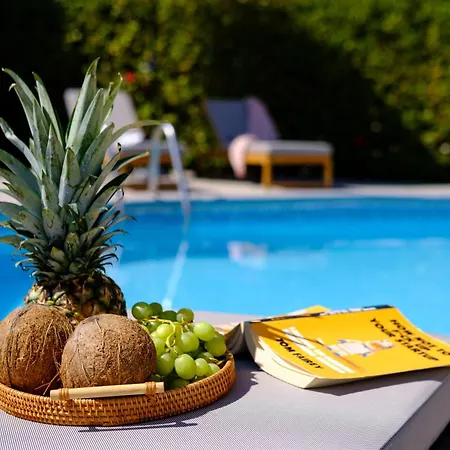 Ivy Blue By Nomads - Short Walk To Coral Bay *